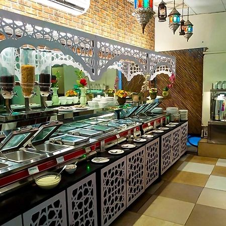 לאהור Rose Palace Hotel מראה חיצוני תמונה